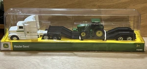 TOMY John Deere Hauler Semi Truck & Tractor ~ White ~ 1:64 scale NEW SEALED 🚚🚚 - Picture 1 of 6