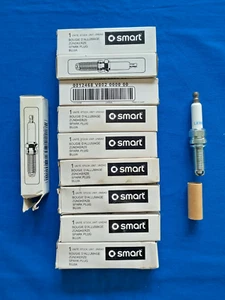 10 bujías originales SMART NGK LKR8A OEM - motor de gasolina de 1999 a 2007 - Imagen 1 de 6