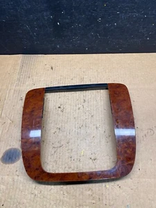 2007-2014 GMC Yukon Tahoe Center Dash Radio Bezel Pedal Traction Trim N5337 DG - Picture 1 of 8