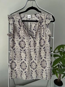 Blusa pequeña con estampado Cabi para dama - Imagen 1 de 3