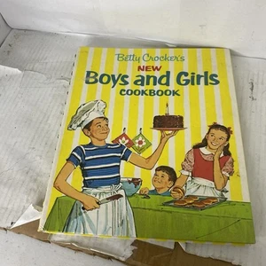 Betty Crocker's New Boys and Girls Cook Book, 1965 First Edition Fourth Printing - Picture 1 of 6