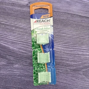 Johnson & Johnson VTG Reach Access Flosser Fresh Mint Crystals 21 Count SEALED - Picture 1 of 5
