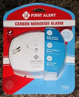 First Alert CO400 Carbon Monoxide Alarm Detector Brand New Sealed - Image 1 of 4