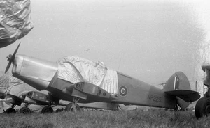 35MM ORIGINAL AIRCRAFT NEGATIVE NP225 RAF ROLLASON CROYDON 1954 #7464 - Picture 1 of 1