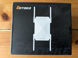 EDTISKE Wifi Range Extender Plug In 802.11a/ac/n/g/b - Picture 1 of 3