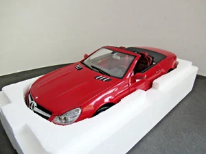 Minichamps 1:18 Street Edition 2009 Mercedes Benz SL Art Nr 100037530 - Bild 1 von 4