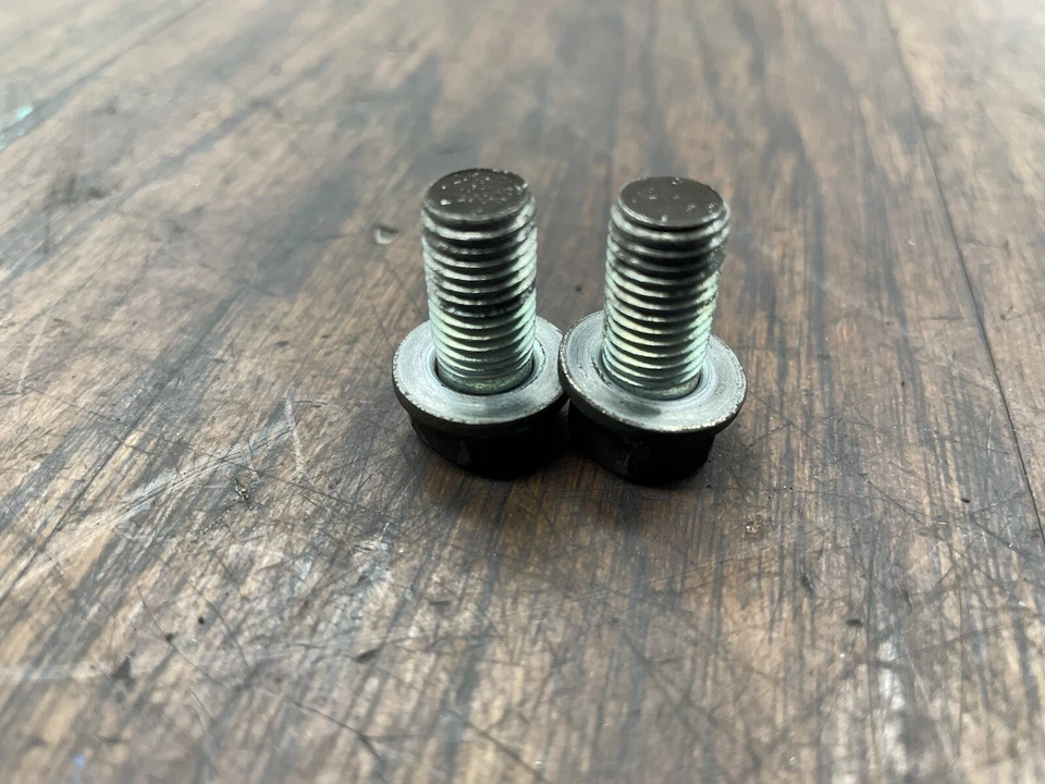 Pinza de freno trasera genuina para Toyota Camry 1988-2011 83453WZ 2003 1989 Foto 1 de 4