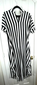Black and White Striped Kaftan Unbranded Size Large V Neck Short Sleeves - Picture 1 of 9