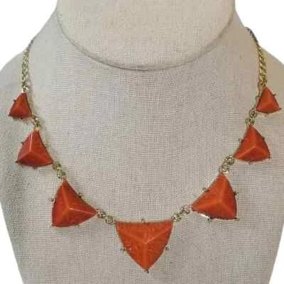 Colar Amrita Singh Geométrico Estação de Esmalte Coral Babador Ouro | Presente - Imagem 1 de 4