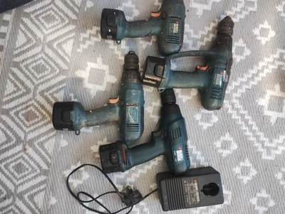 Black & Decker 9.6v Cordless Power Drill With Charger  4x drill and 4x batery  - Image 1 of 4