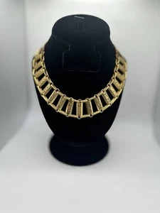 VTG Antique Gold Tone Etched Chain Link Unsigned Necklace Statement READ Rare - Picture 1 of 22