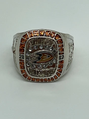 2015 Molson Canadian NHL ANAHEIM DUCKS 2007 Stanley Cup Champions Ring Cover