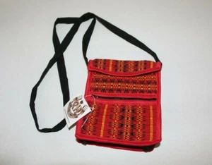 Bandolera pequeña tejida roja negra acolchada - Imagen 1 de 3