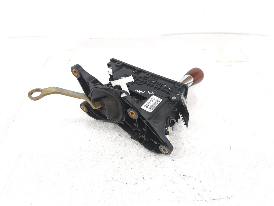 2002 - 2006 雷克萨斯 Sc430 4.3L 自动变速器地板变速器选择器 带千斤顶 — 第 1/4 张图片