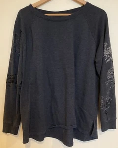 Simply Vera Vera Wang Women’s Grey Sweatshirt XL Embroidered Floral Sleeves - Picture 1 of 3