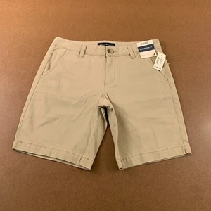 Aeropostale Womens Size 4 Khaki Pocketed Mid Rise 9" Bermuda Shorts NWT - Picture 1 of 8