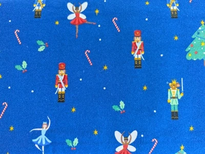 Cascanueces Ballet y Árboles de Navidad Tela de Franela de Algodón 2 yardas JoAnn Acurrucarse Foto 1 de 4