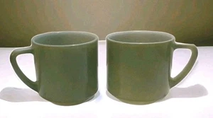 Vtg Set MCM Federal Glass Olive Green Milk Glass D Handle 8 Oz Coffee Mugs - Picture 1 of 6