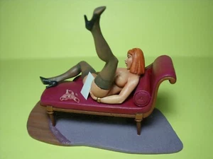 1/18 FIGURE GIRL SEGOLENE VROOM PAINTED FOR NOREV AUTOART CMR MINICHAMPS - Picture 1 of 2