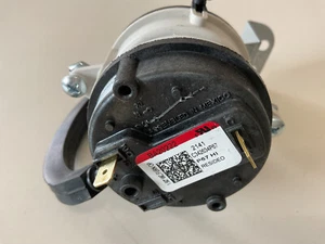 TRANE AMERICAN STANDARD C342634P67 1.05/1.60WC DUAL PRESSURE SWITCH BA20222 - Picture 1 of 5