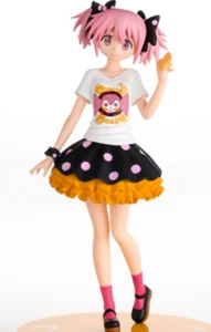 LAWSON newly-drawn Madoka Kaname figure - Picture 1 of 3
