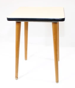 DDR Küchenhocker Sprelacart- Holzhocker, Blumenhocker, Sitzhocker - Bild 1 von 6