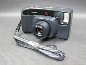 Pentax IQZoom 60 35mm Point & Shoot Compact Film Camera with 38-60mm Lens - Picture 1 of 12