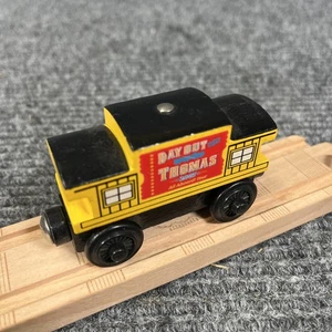 Thomas & Friends Tren de madera Día con Thomas Tren 2007 Sodor Caboose - Imagen 1 de 3