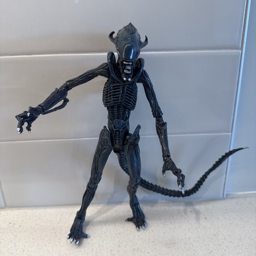 Figurine Alien Vs Predator Arachnoid Neca 20 Cm - Neuf Sous Blister