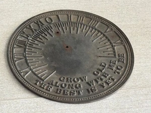Reloj de sol vintage de LATÓN 11" números romanos "Envejece conmigo el mejor" - Imagen 1 de 5