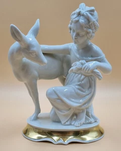 Gran figura de porcelana Rosenthal, firmada MHF, Max Hermann Fritz, niña con ciervo - Imagen 1 de 12