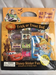 Bolsa de truco o trato divertida para pegatinas Disney - Más de 1400 pegatinas (55 tarjetas y 20 rollos) - Imagen 1 de 4