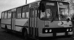 Premium ClassiXXs 1:43 Ikarus 260 ViP Potsdam (Beige/Dark Green) 47154 - Picture 1 of 1