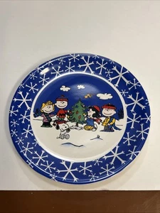Snoopy Peanuts Winterszene Weihnachtsbaum Keramik Teller 7 3/4" Durchmesser - Bild 1 von 2