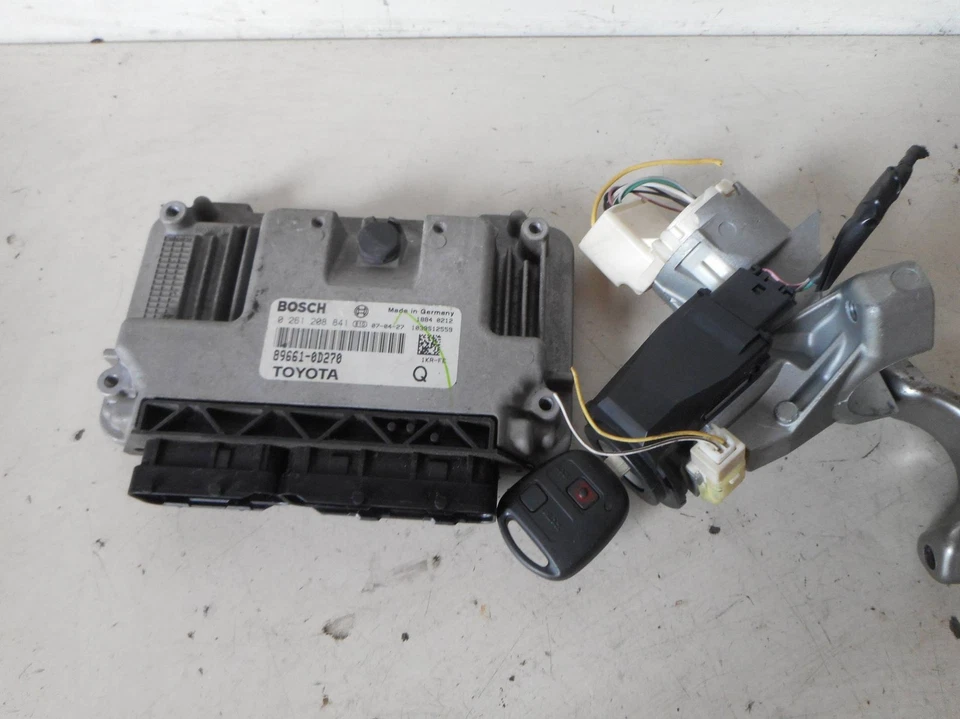 CENTRALINA INIEZIONE 896600D390 TOYOTA YARIS (11/05>02/12 - Immagine 1 di 3