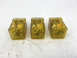 Lot of 3 IDEC RR3PA-LDC24 Relay 11-Pin 24VDC 3-Pole - Picture 1 of 7