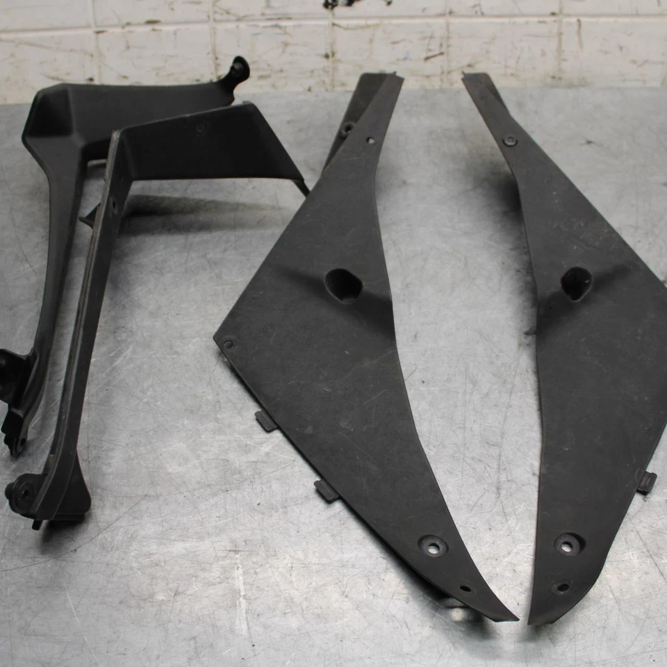 2009 Kawasaki Ninja ZX6R ZX600R  INNER FAIRINGS COWLS PANELS TRIMS BB548 - Imagem 1 de 4