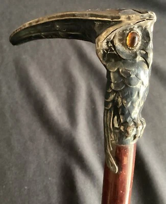 Antiguo bastón figurativo de búho plateado con ojos de vidrio ámbar bastón para resto Foto 1 de 4