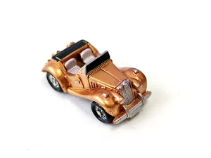 1989 GALOOB MICRO MACHINES CAR - MG TF ROSE GOLD PURPLE SEATS - RARE - Picture 1 of 5