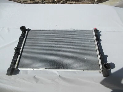2001-2009 Genuine Mercedes-Benz Behr Engine Radiator C230 C240 C280 CLK350 FF - Image 1 of 4