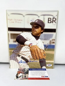 Reggie Jackson Signed Licensed 8x10 Photo W/ Toploader PSA/DNA COA - Picture 1 of 4