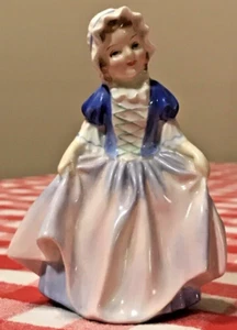 ROYAL DOULTON DINKY DO Lady Figurine England HN 1678 Pink Purple Dress Vintage - Picture 1 of 5