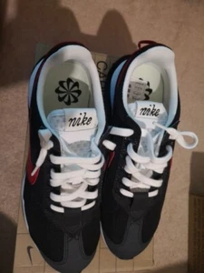 Nike Air Max Pre-Day Negro/Gimnasio Rojo/Blanco Entrenadores Reino Unido 7.5 Totalmente Nuevo En Caja - Imagen 1 de 12