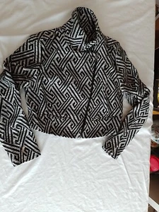 Ladies Jacket Forever 21 Size M Zip Front Black 25723 - Picture 1 of 11