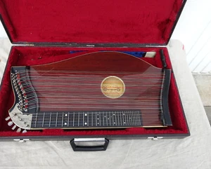 Zither Walter E. Sandner Modell No. K 30 - Bild 1 von 5