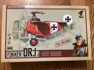 KIT DE HUEVOS DE DIBUJOS ANIMADOS INTERIOR COMPLETO SUYATA SK001 ALEMÁN FOKKER DR.I & RED BARON - Imagen 1 de 2