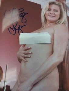 Model Ginger Lynn Signed 8x10 Photo  - Picture 1 of 1