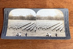 Tarjeta Keystone WW1 Stereoview Entrenamiento de Calistenia Ejército de Estados Unidos - Imagen 1 de 6