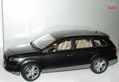 KYOSHO Diecast 1:18 Audi Q7 4.2 quattro V10 Kyosho 5010507625 NEW - Immagine 1 di 4