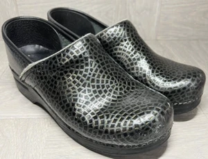 dansko professional women's clogs size 38 U.S. size 7.5-8 black geometric design - Picture 1 of 9